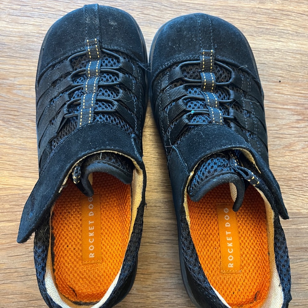 Rocket Dog Black Sneakers